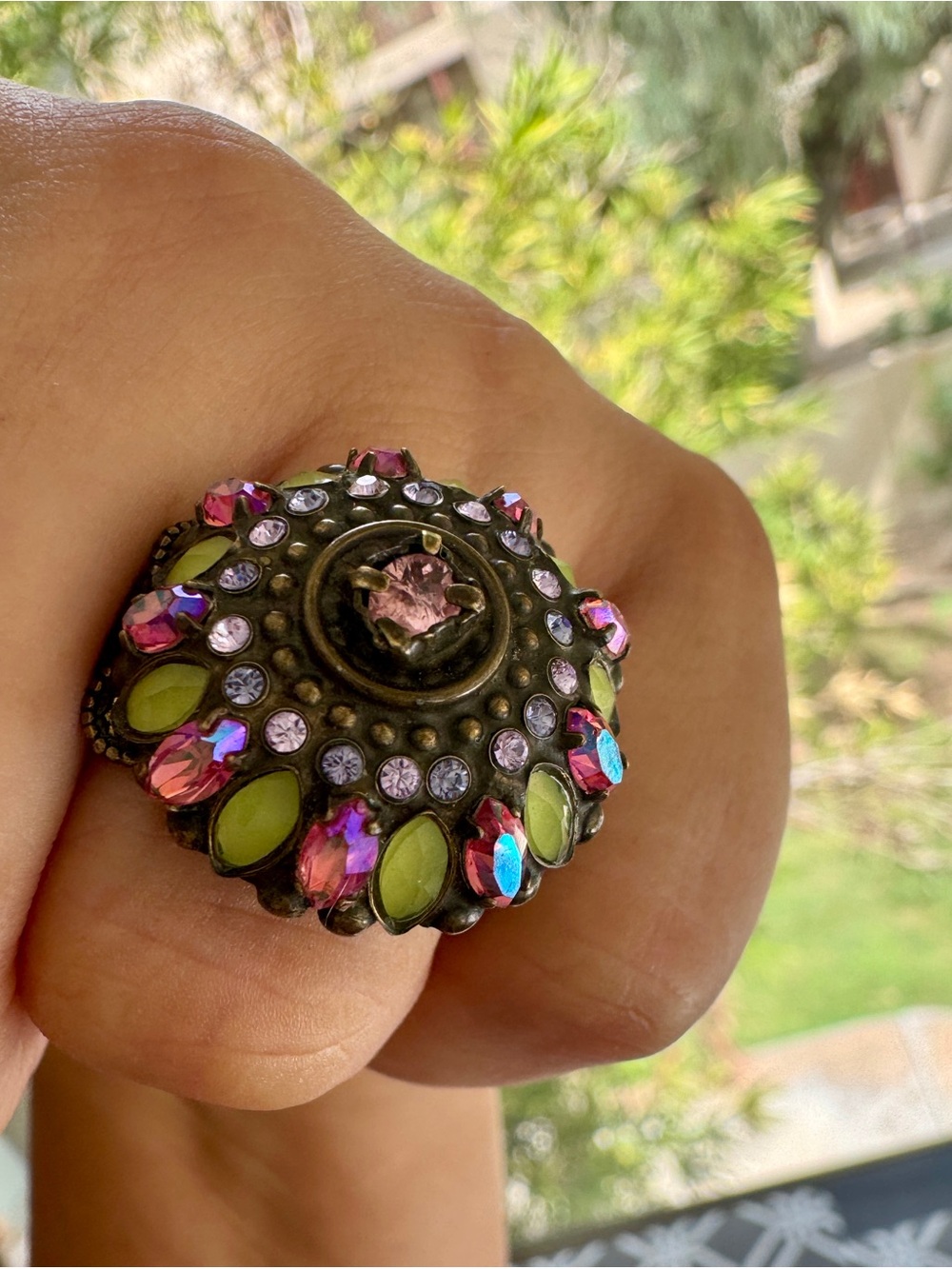 Vintage Sorrelli
Statement Ring